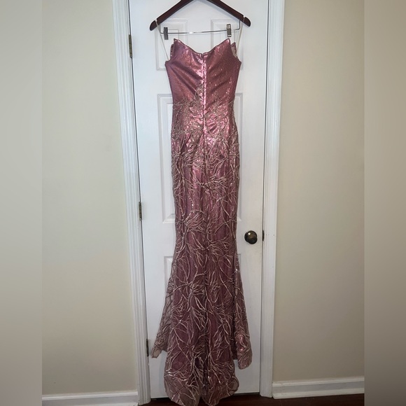 Juan Carlos Pinera Couture Gown - Picture 5 of 7